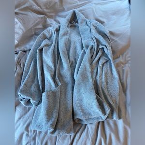 Chloe and Jasmine gray knit cardigan M
